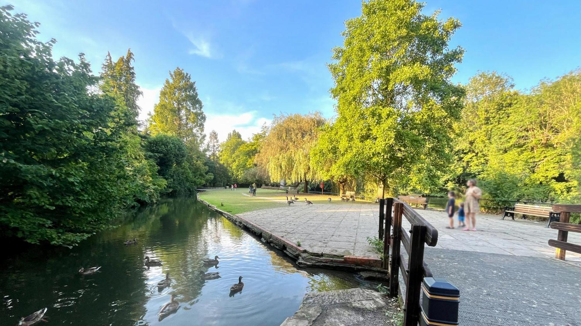 Modern 1 Bedroom Apt In Maidenhead Nr River Thames Taplow Dış mekan fotoğraf